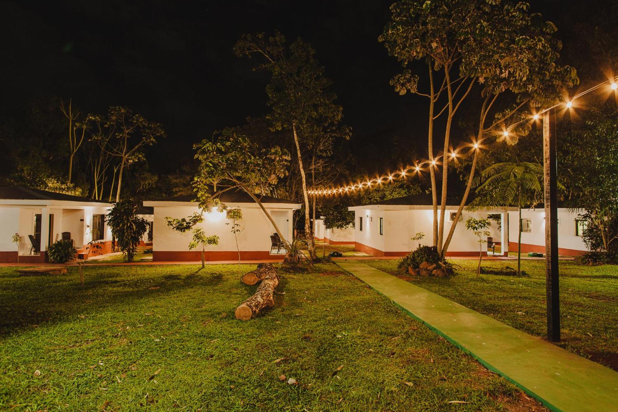 Hotel Carmen Puerto Iguazú Exterior foto