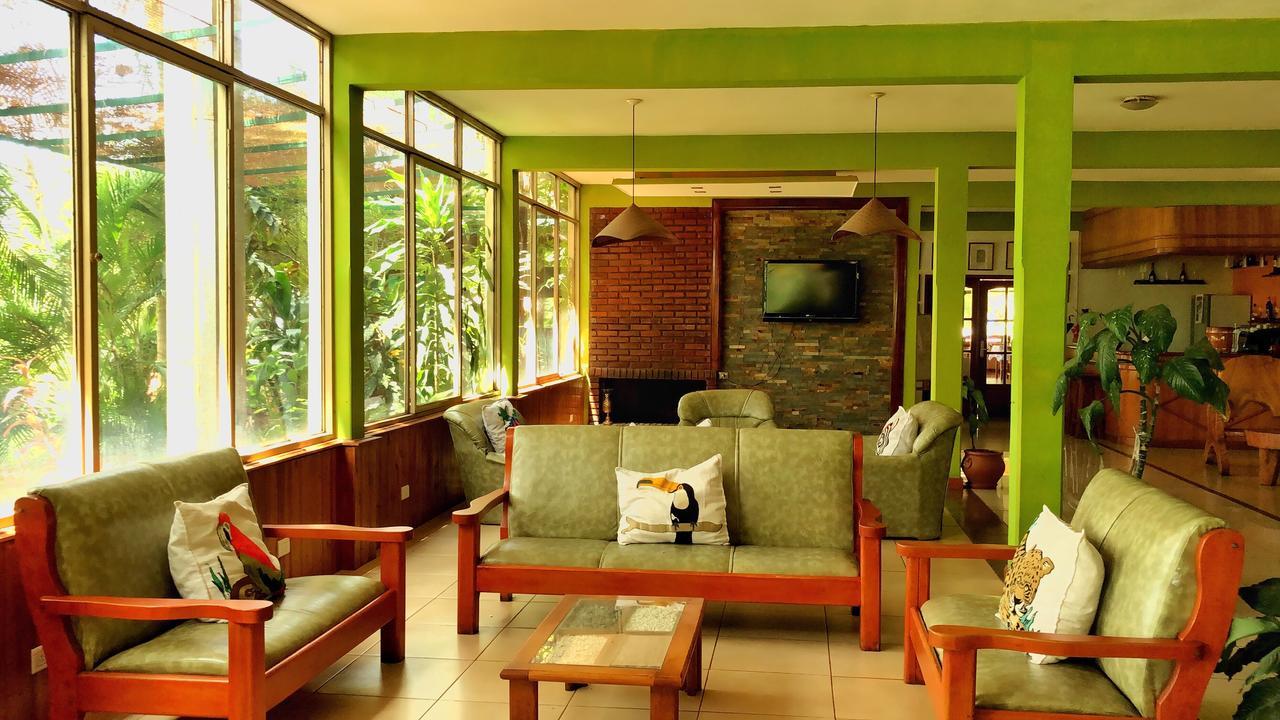 Hotel Carmen Puerto Iguazú Exterior foto